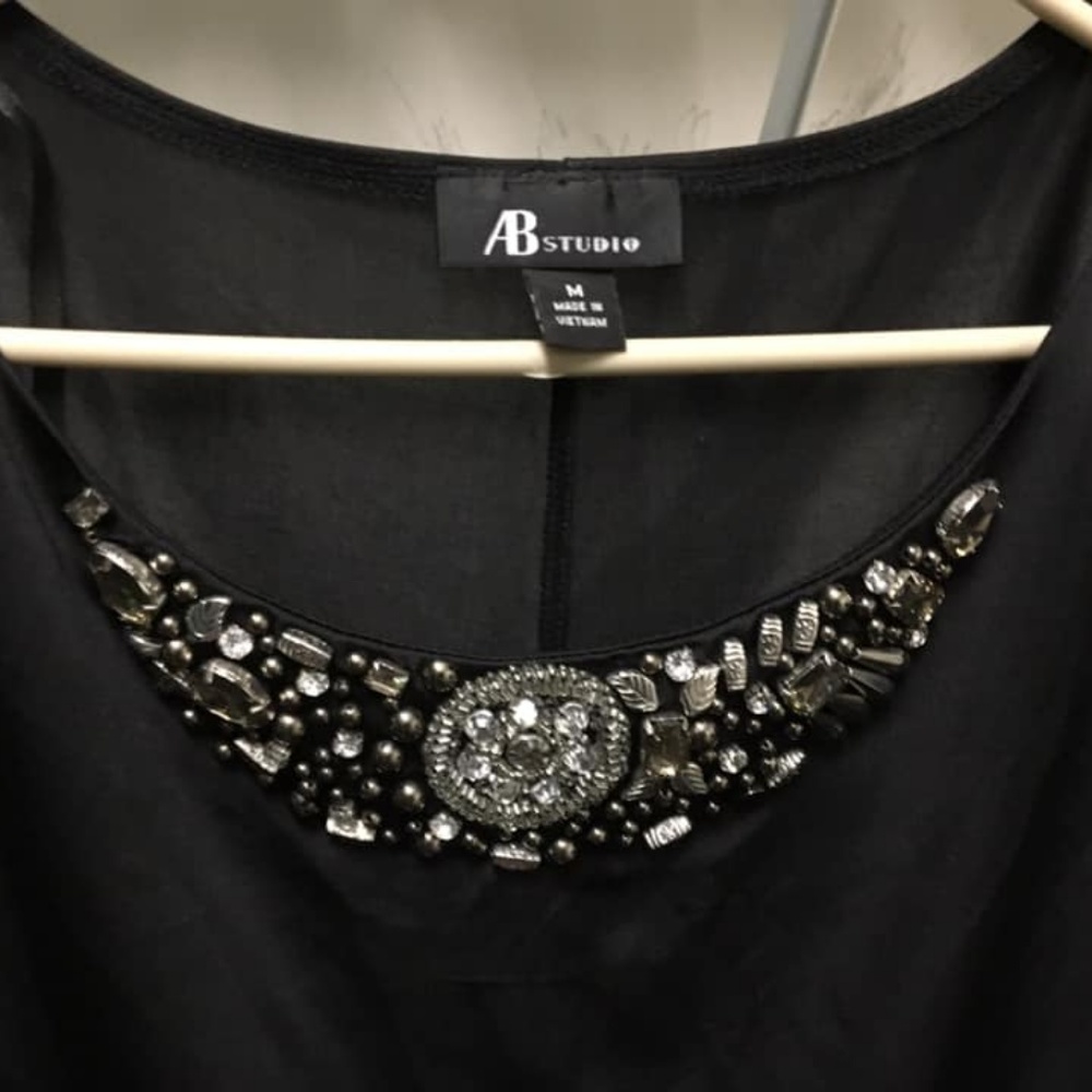 Black Mid-arm Rhinestone Ruched Shirt - Picture 2 of 5